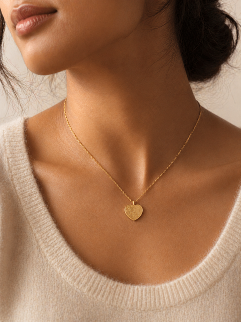 fingerprint-heart-necklace - model