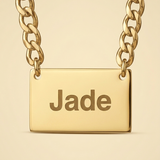 engravable-tag-on-curb-chain - detail