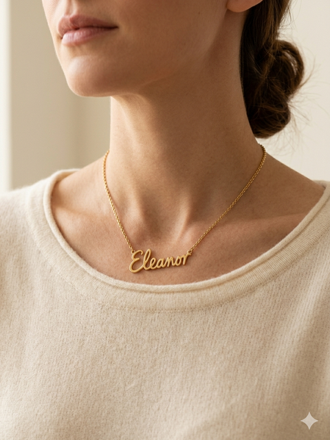 signature-necklace - model